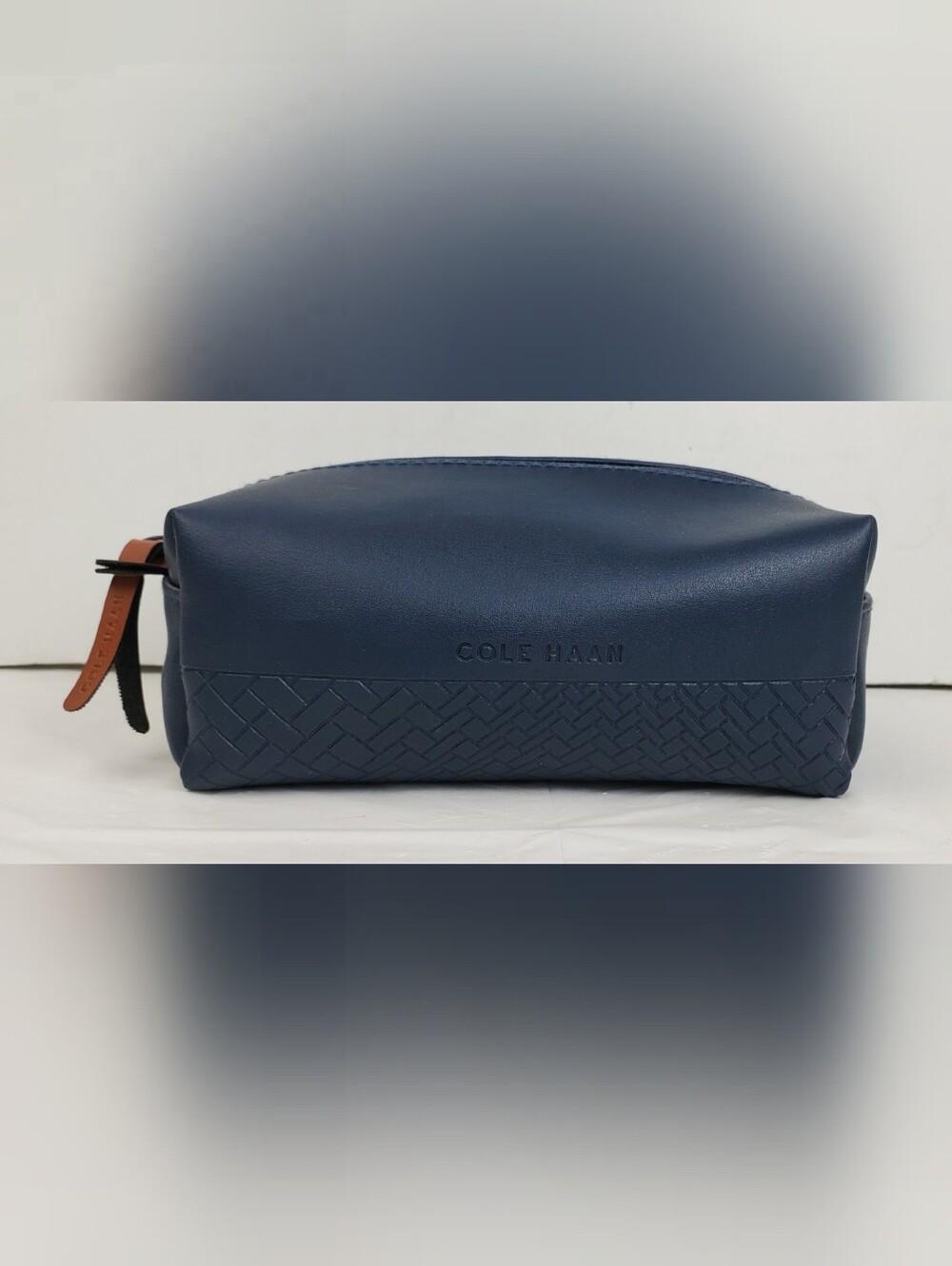 Cole Haan x American Airlines BLUE Amenity Cosmetic Travel Holder BAG ONLY - EUC